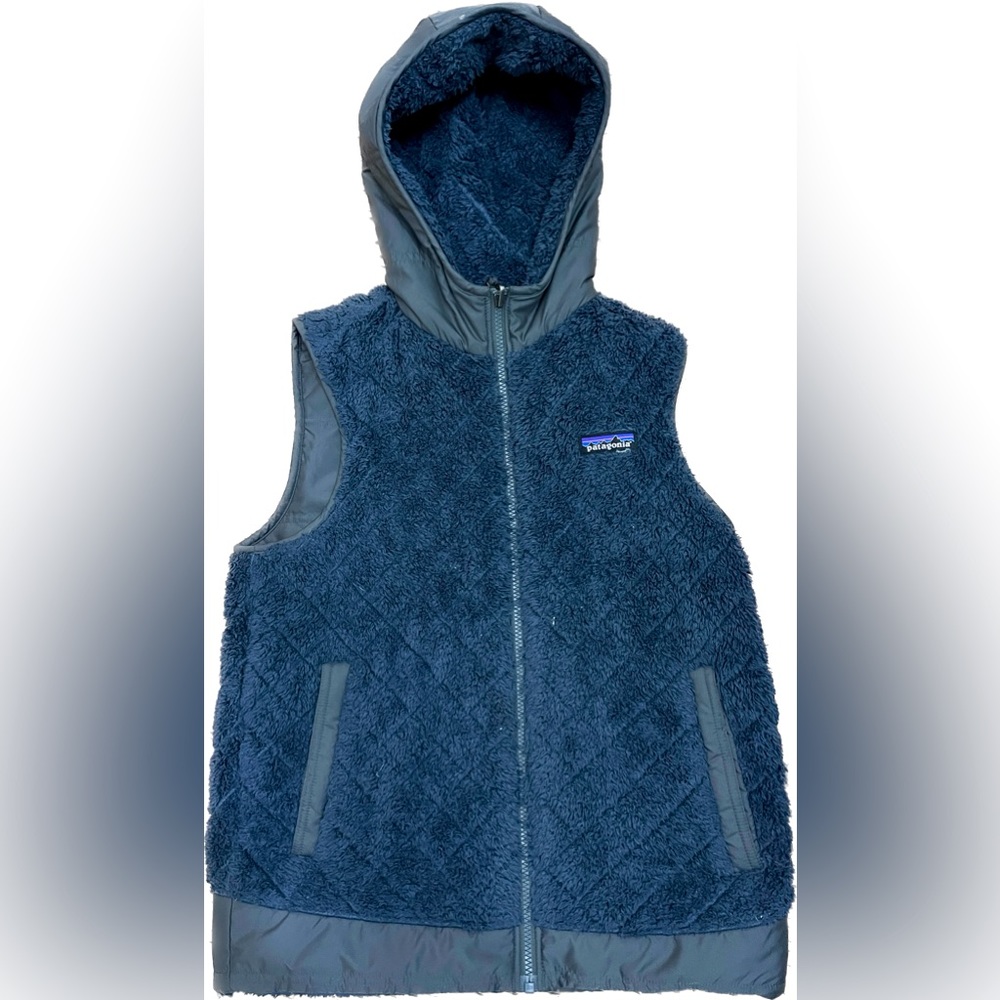 Patagonia fuzzy fleece reversible vest with hood